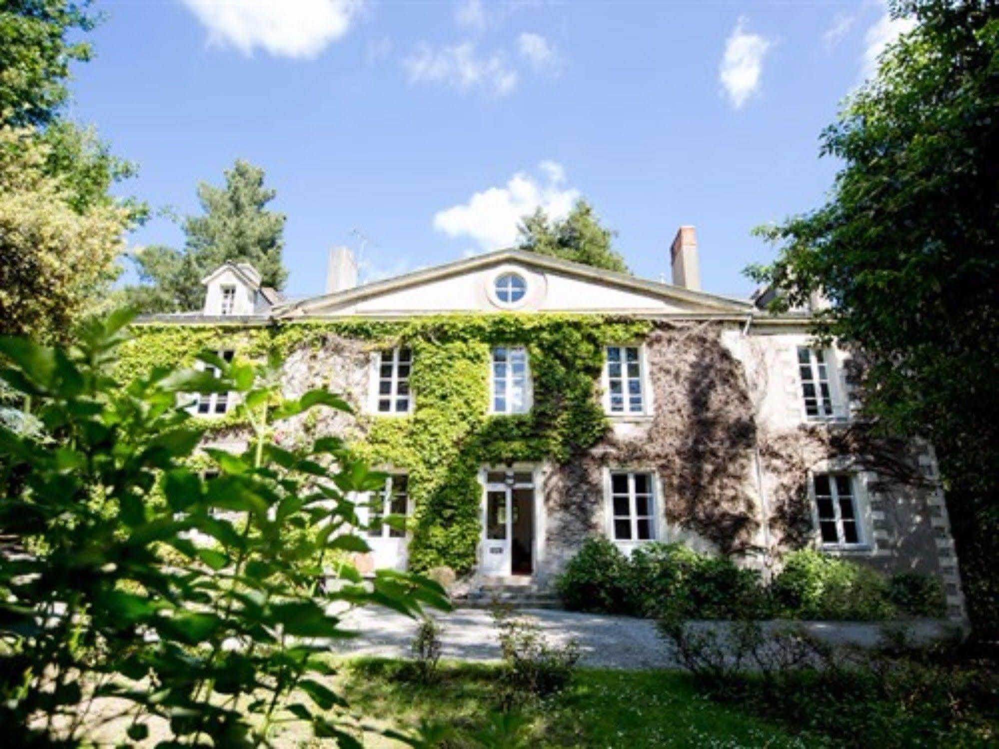 La Guilbaudiere Bed & Breakfast Saint-Herblain Bagian luar foto