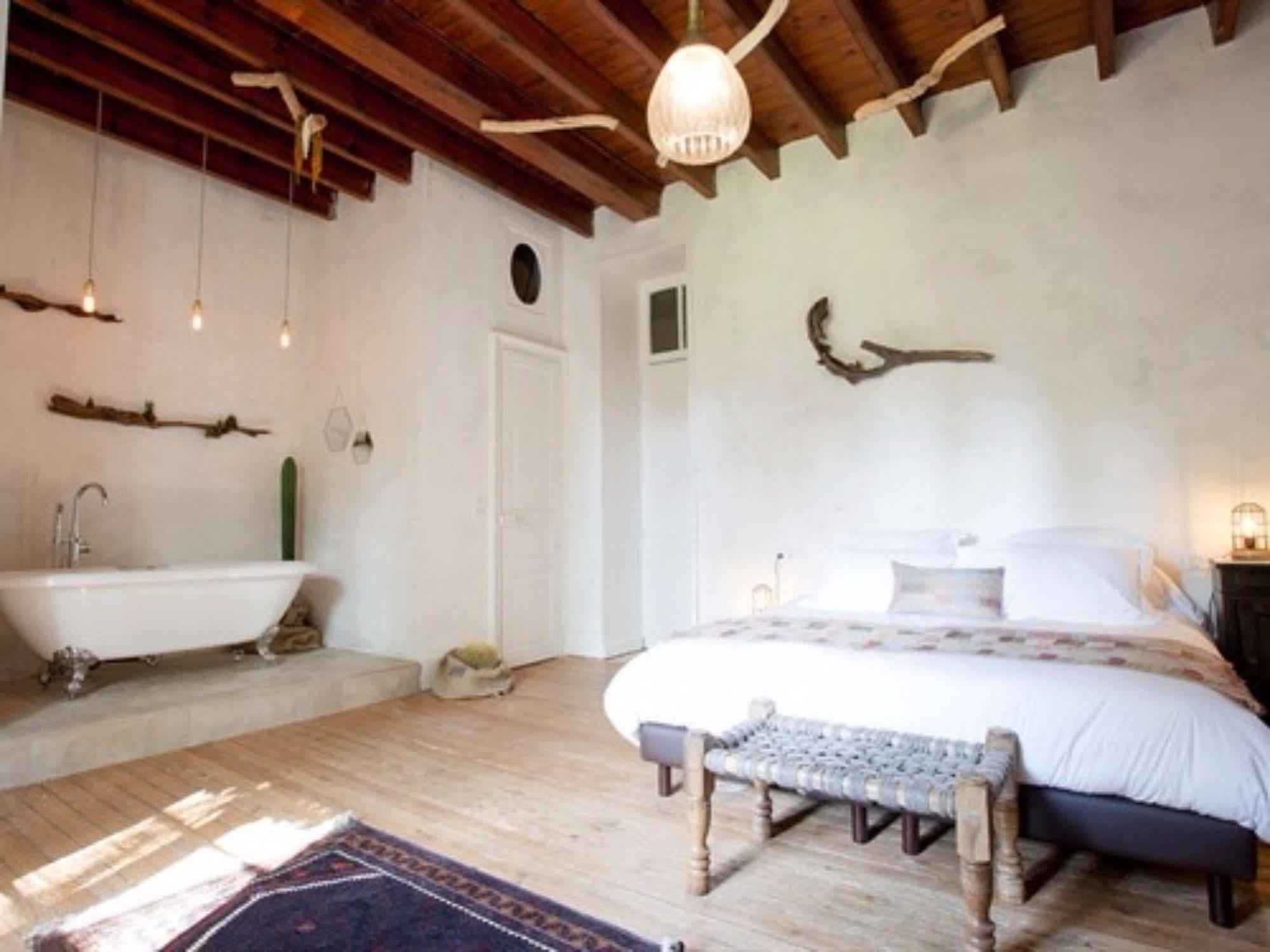 La Guilbaudiere Bed & Breakfast Saint-Herblain Bagian luar foto